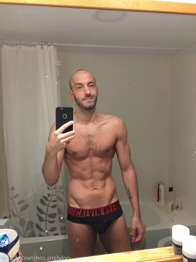 NakedGamer [ nakedgamervip ] Onlyfans leaked photo 11283224 on Hotleaks.tv