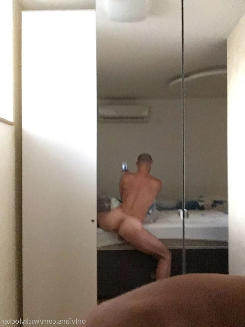 NakedGamer [ nakedgamervip ] Onlyfans leaked photo 13442755 on Hotleaks.tv