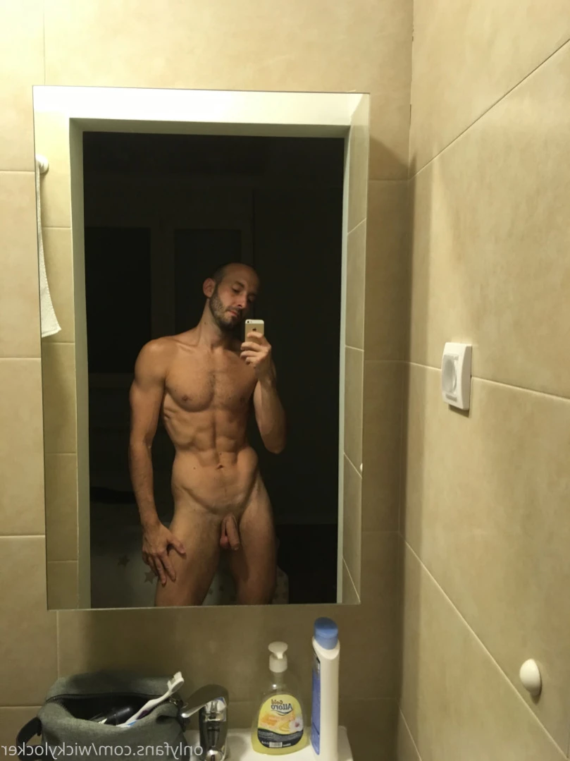 NakedGamer [ nakedgamervip ] Onlyfans leaked photo 16036692 on Hotleaks.tv