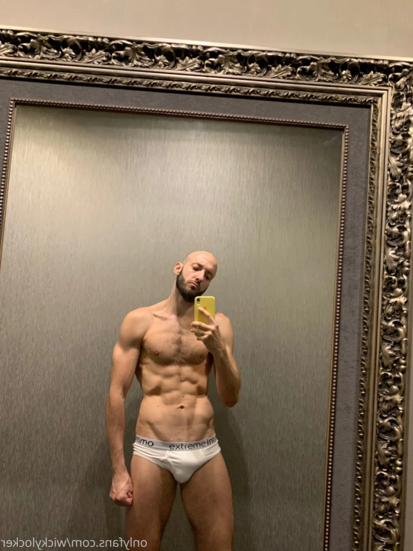 NakedGamer [ nakedgamervip ] Onlyfans leaked photo 16320034 on Hotleaks.tv