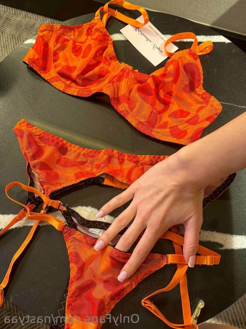 Busty 𝓐𝓷𝓪𝓼𝓽𝓪𝓼𝓲𝓪 💄💋 [ nastyaa ] Onlyfans leaked photo 15215094 on Hotleaks.tv