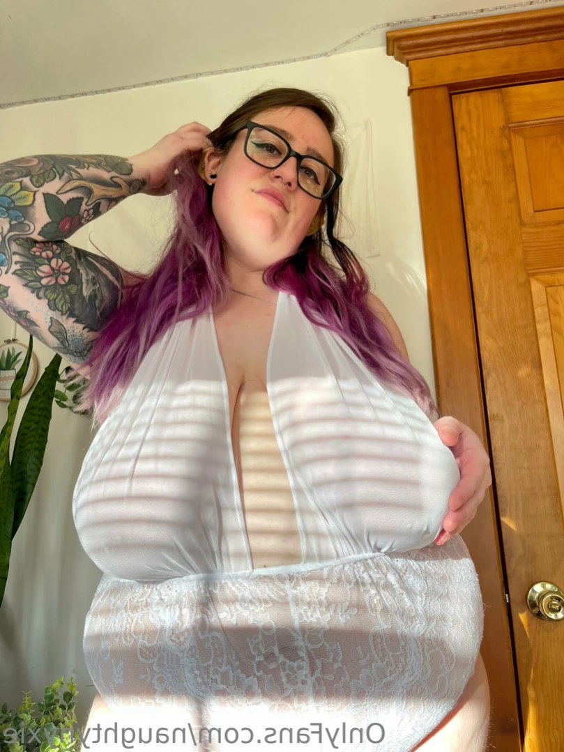 Nyxie ¨̮ NO PPV [ naughtynyxie ] Onlyfans leaked photo 11285472 on Hotleaks.tv