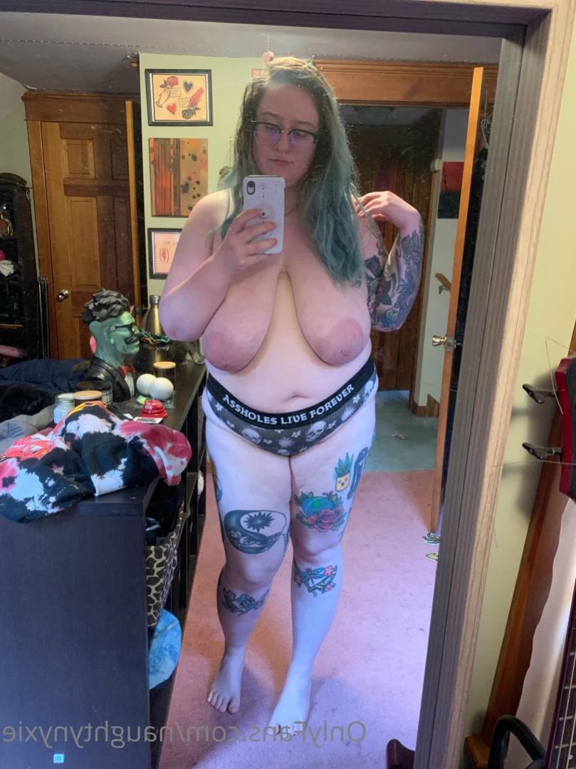 Nyxie ¨̮ NO PPV [ naughtynyxie ] Onlyfans leaked photo 13057396 on Hotleaks.tv