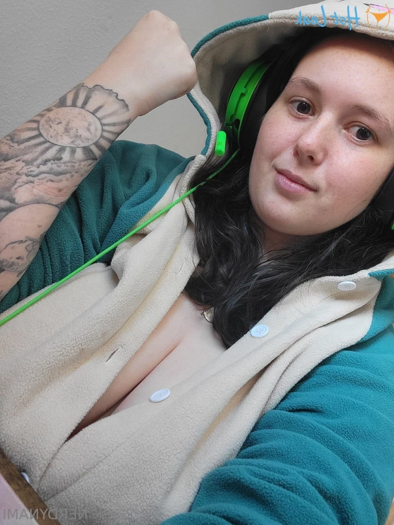 NAMI 🧜‍♀️ [ nerdynami ] Onlyfans leaked photo 18578936 on Hotleaks.tv