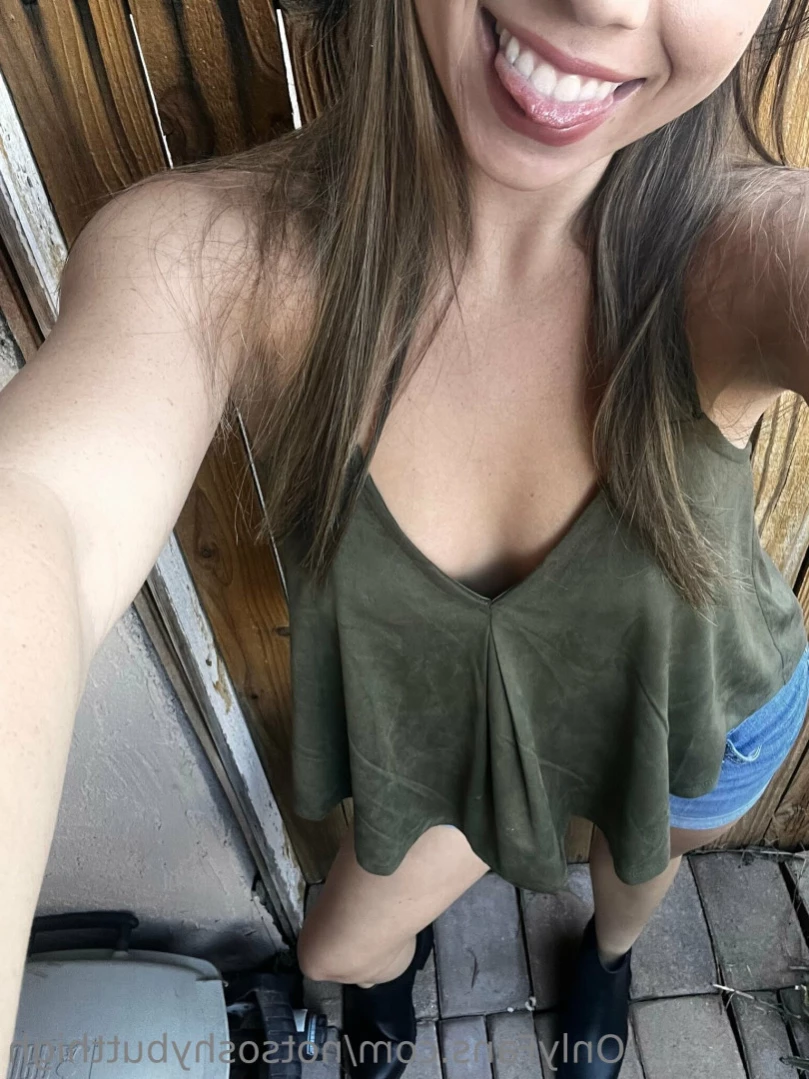 ShyButt [ notsoshybutthigh ] Onlyfans leaked photo 11280850 on Hotleaks.tv