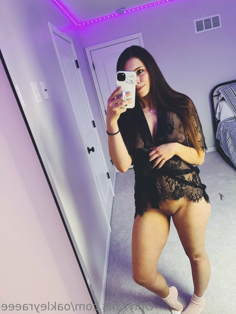 Oakley [ oakleyraeee ] Onlyfans leaked photo 11276482 on Hotleaks.tv