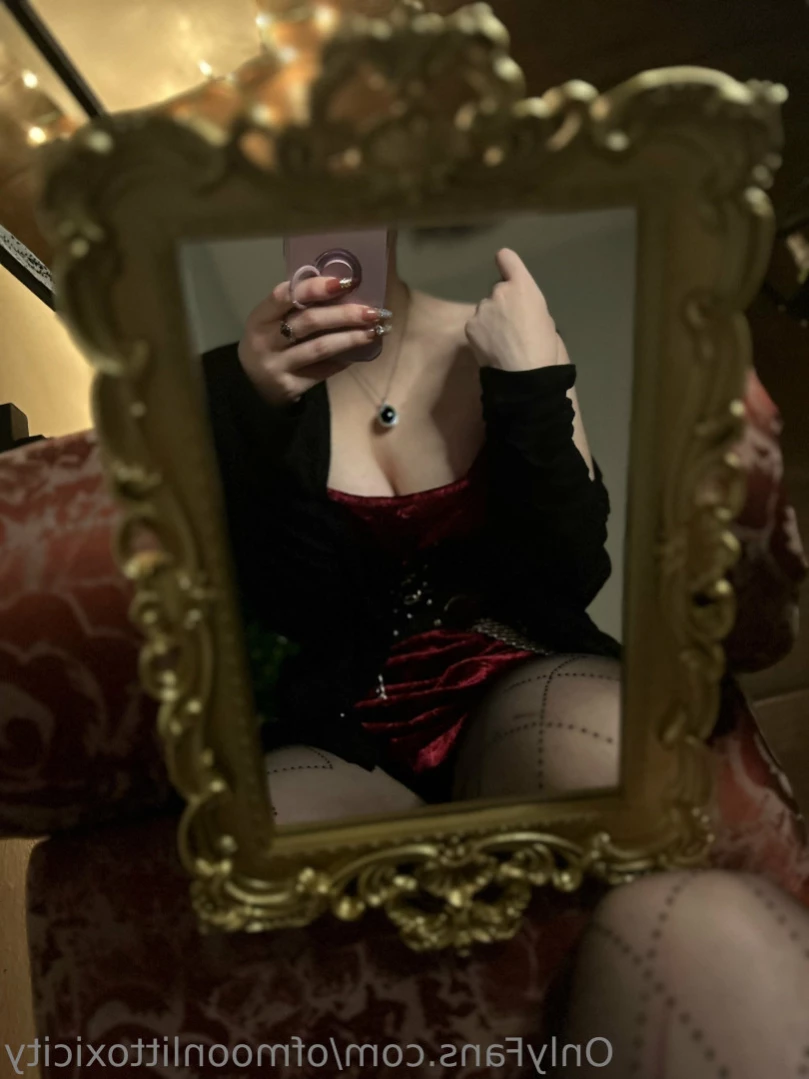 Dakota [ ofmoonlittoxicity ] Onlyfans leaked photo 13462013 on Hotleaks.tv