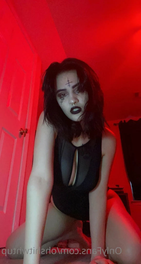 Mae [ ohshitwhtup ] Onlyfans leaked photo 13454421 on Hotleaks.tv