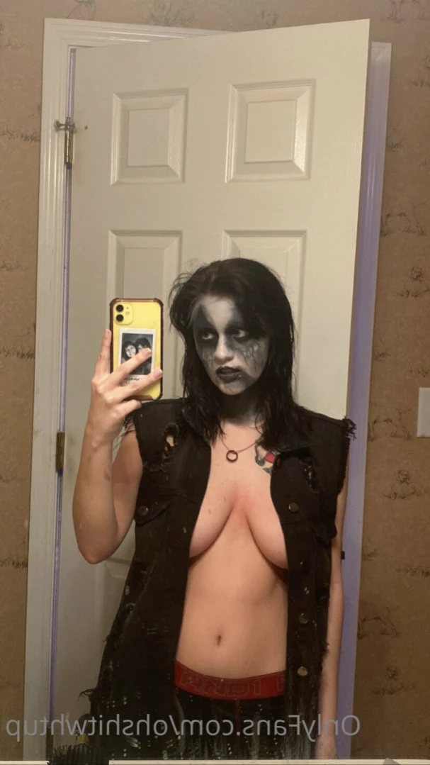 Mae [ ohshitwhtup ] Onlyfans leaked photo 15882490 on Hotleaks.tv