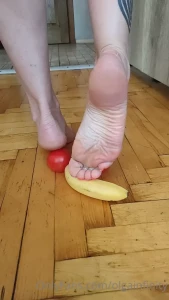 15763942