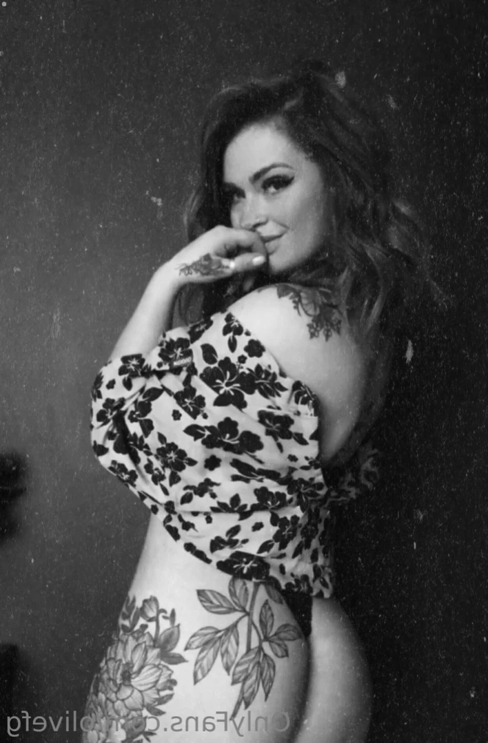 olive o [ olivefg ] Onlyfans leaked photo 14170279 on Hotleaks.tv