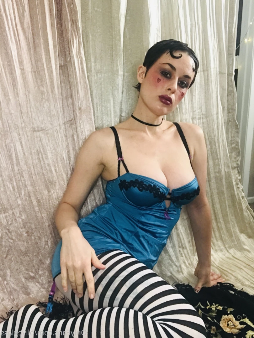 Olive Glass [ oliveglass ] Onlyfans leaked photo 10941871 on Hotleaks.tv