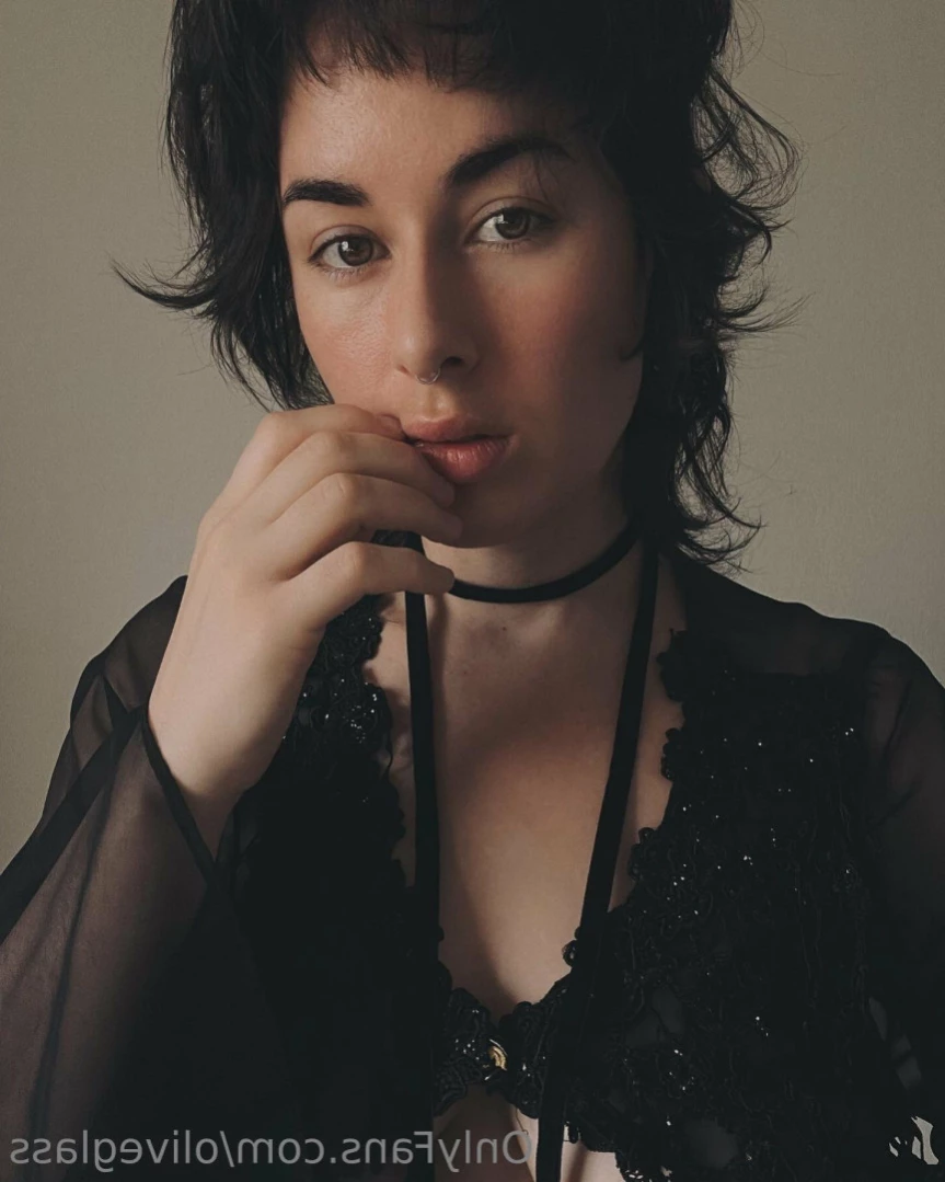 Olive Glass [ oliveglass ] Onlyfans leaked photo 11372952 on Hotleaks.tv