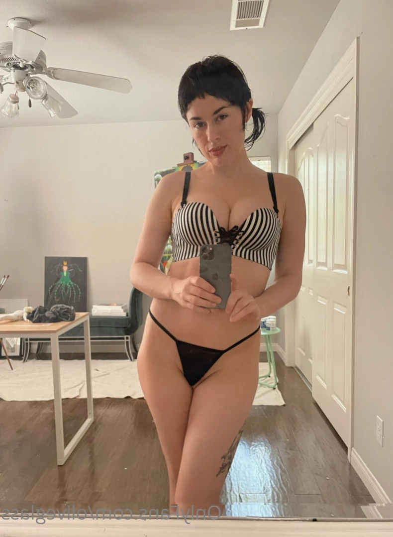 Olive Glass [ oliveglass ] Onlyfans leaked photo 12924695 on Hotleaks.tv