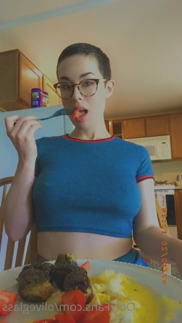 Olive Glass [ oliveglass ] Onlyfans leaked photo 14164576 on Hotleaks.tv