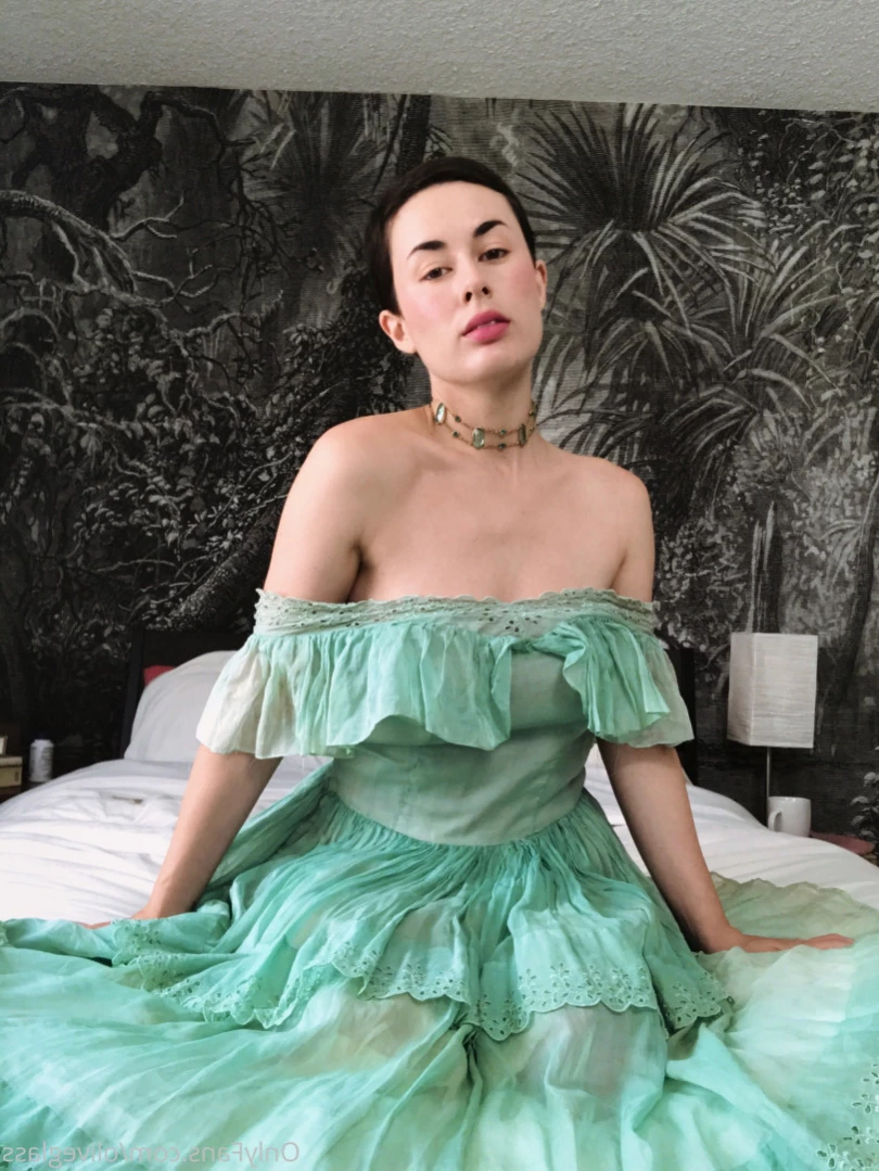 Olive Glass [ oliveglass ] Onlyfans leaked photo 14165474 on Hotleaks.tv