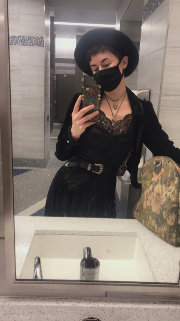 Olive Glass [ oliveglass ] Onlyfans leaked photo 14169372 on Hotleaks.tv