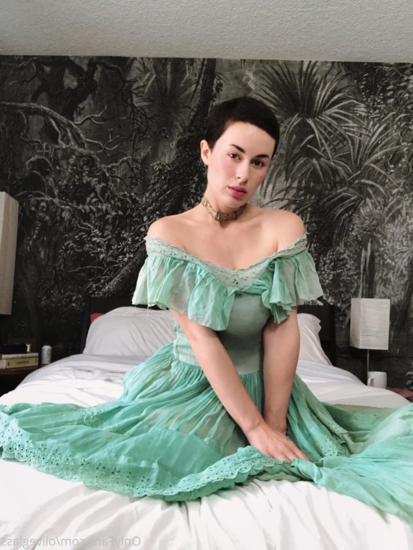 Olive Glass [ oliveglass ] Onlyfans leaked photo 14175800 on Hotleaks.tv