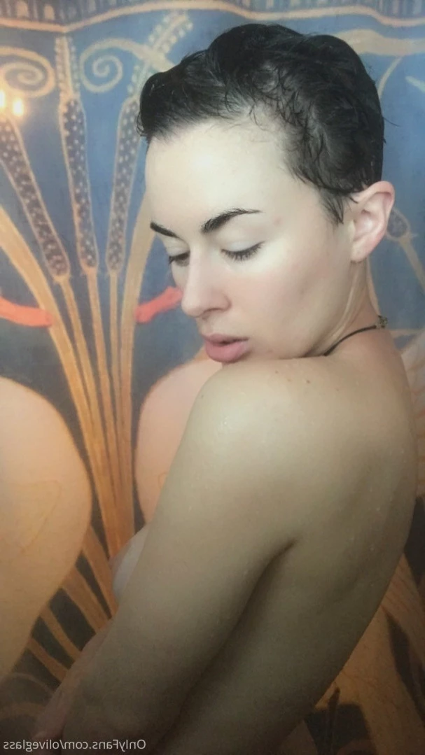 Olive Glass [ oliveglass ] Onlyfans leaked photo 14176574 on Hotleaks.tv