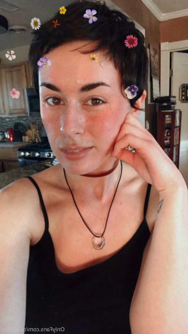 Olive Glass [ oliveglass ] Onlyfans leaked photo 14177824 on Hotleaks.tv