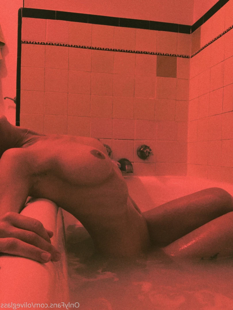 Olive Glass [ oliveglass ] Onlyfans leaked photo 14252248 on Hotleaks.tv
