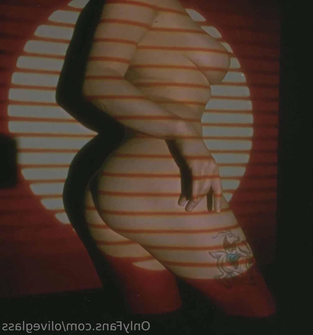 Olive Glass [ oliveglass ] Onlyfans leaked photo 14252372 on Hotleaks.tv
