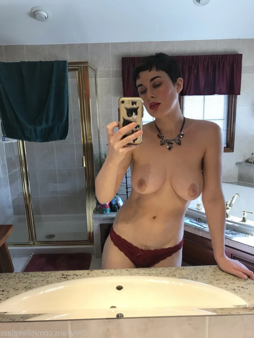 Olive Glass [ oliveglass ] Onlyfans leaked photo 14472872 on Hotleaks.tv