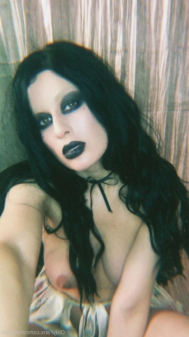 Olive Glass [ oliveglass ] Onlyfans leaked photo 14472892 on Hotleaks.tv