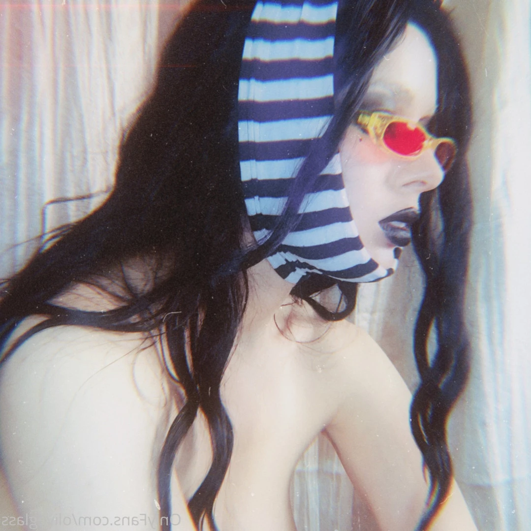 Olive Glass [ oliveglass ] Onlyfans leaked photo 14539083 on Hotleaks.tv