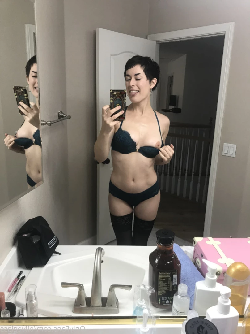 Olive Glass [ oliveglass ] Onlyfans leaked photo 15251151 on Hotleaks.tv