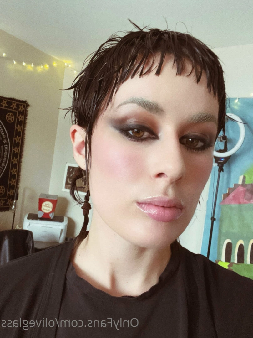 Olive Glass [ oliveglass ] Onlyfans leaked photo 15546592 on Hotleaks.tv