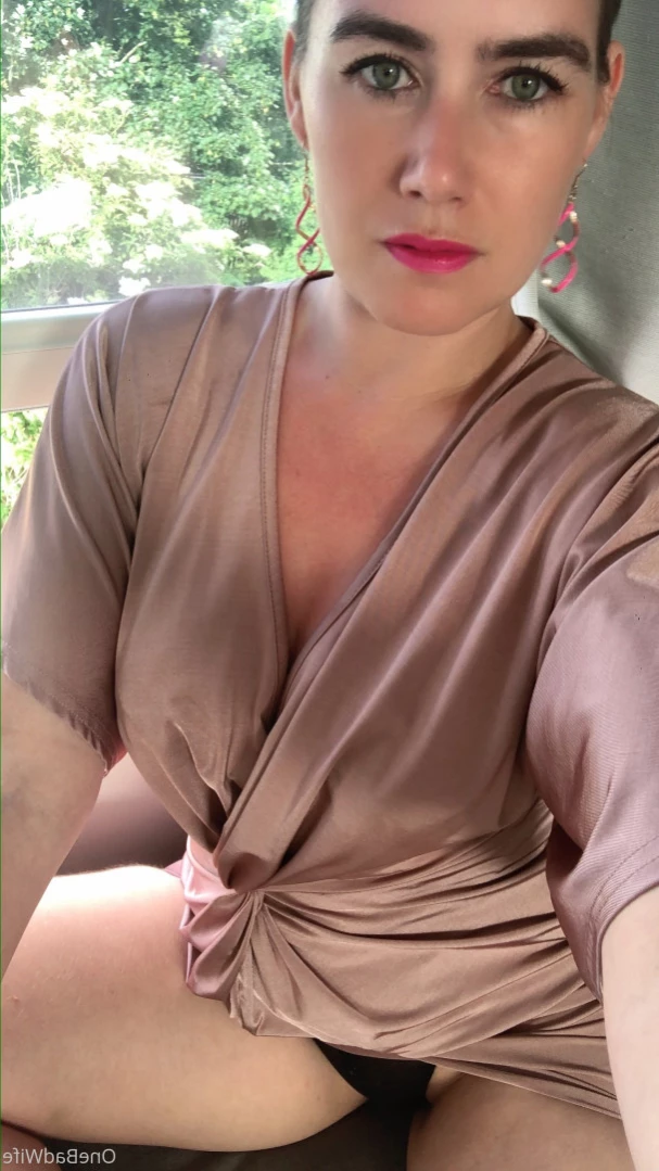 OneBadWife British Wife [ onebadwife ] Onlyfans leaked photo 10920645 on Hotleaks.tv