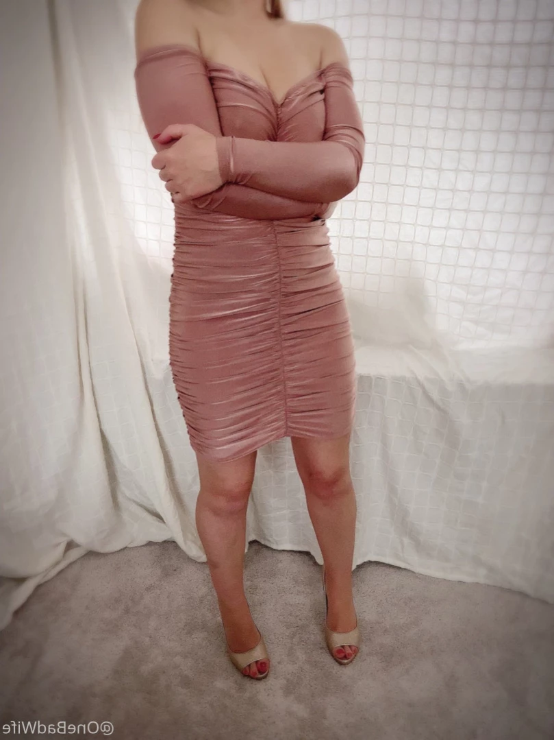 OneBadWife British Wife [ onebadwife ] Onlyfans leaked photo 12073220 on Hotleaks.tv