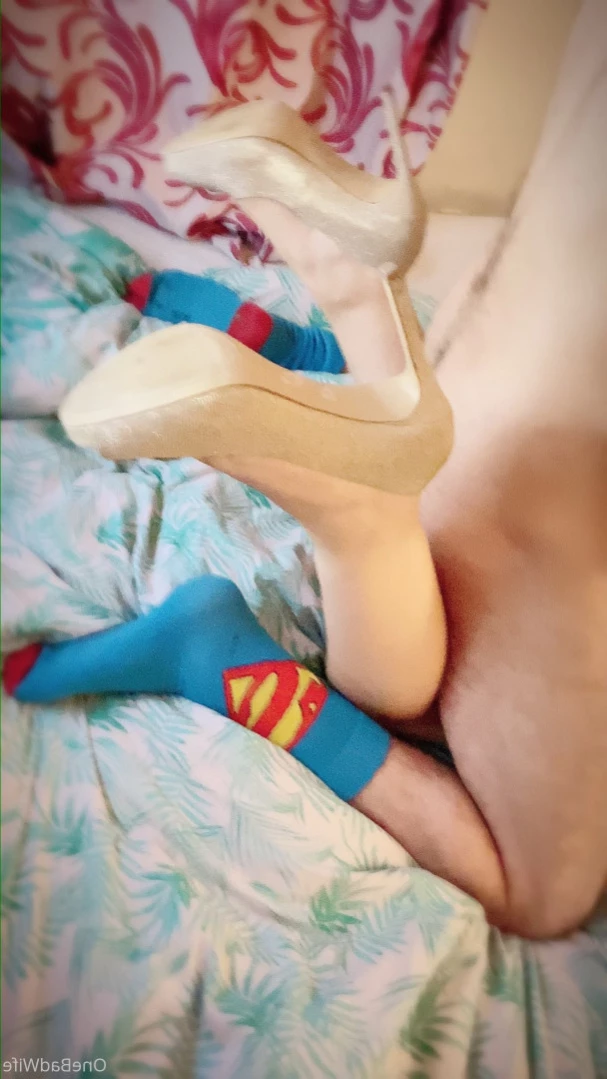 OneBadWife British Wife [ onebadwife ] Onlyfans leaked photo 13782348 on Hotleaks.tv
