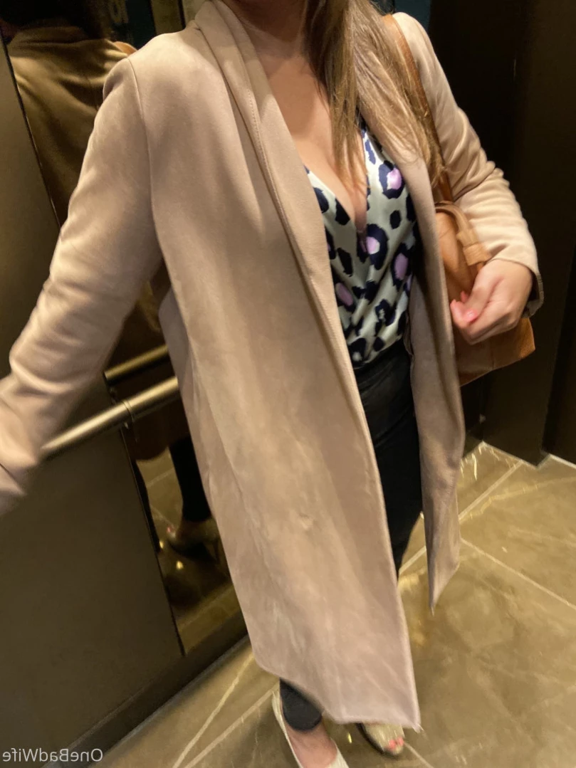 OneBadWife British Wife [ onebadwife ] Onlyfans leaked photo 13909523 on Hotleaks.tv