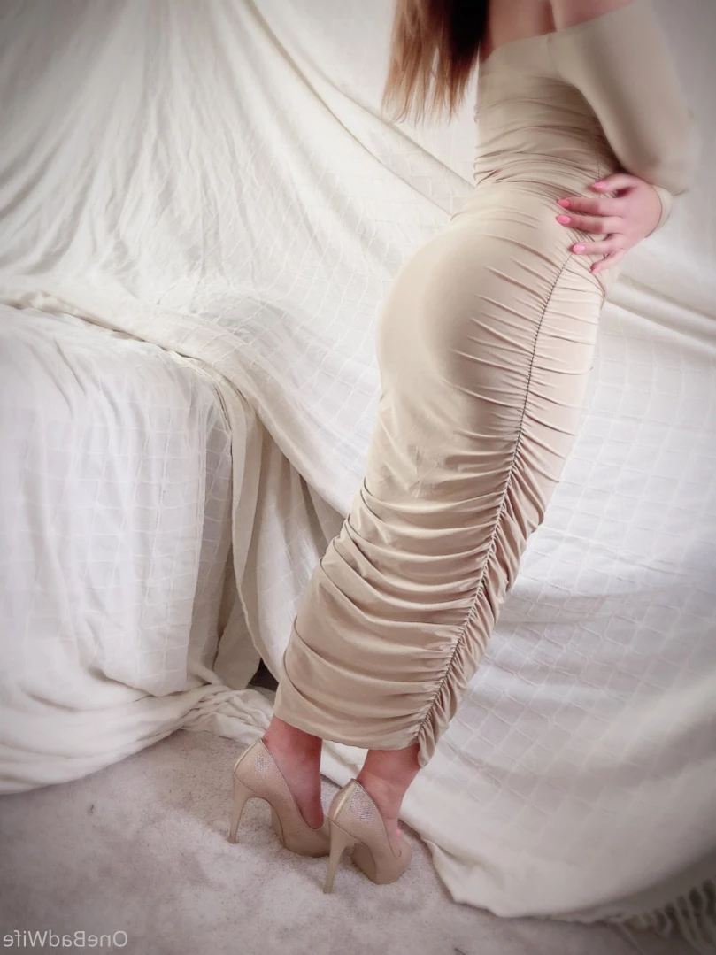 OneBadWife British Wife [ onebadwife ] Onlyfans leaked photo 14095711 on Hotleaks.tv