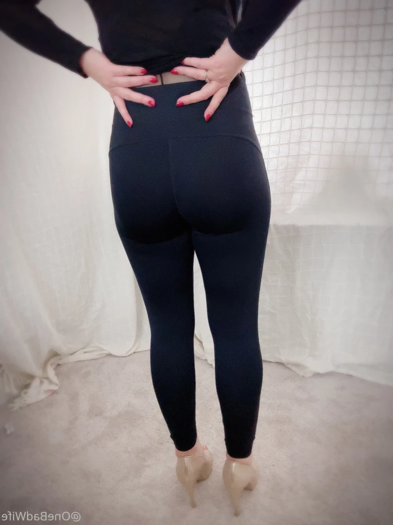 OneBadWife British Wife [ onebadwife ] Onlyfans leaked photo 14096182 on Hotleaks.tv