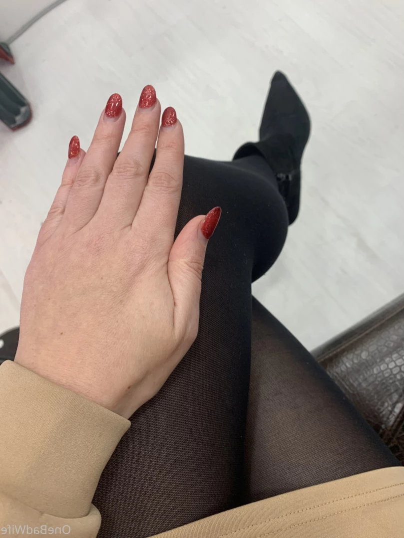 OneBadWife British Wife [ onebadwife ] Onlyfans leaked photo 14096282 on Hotleaks.tv