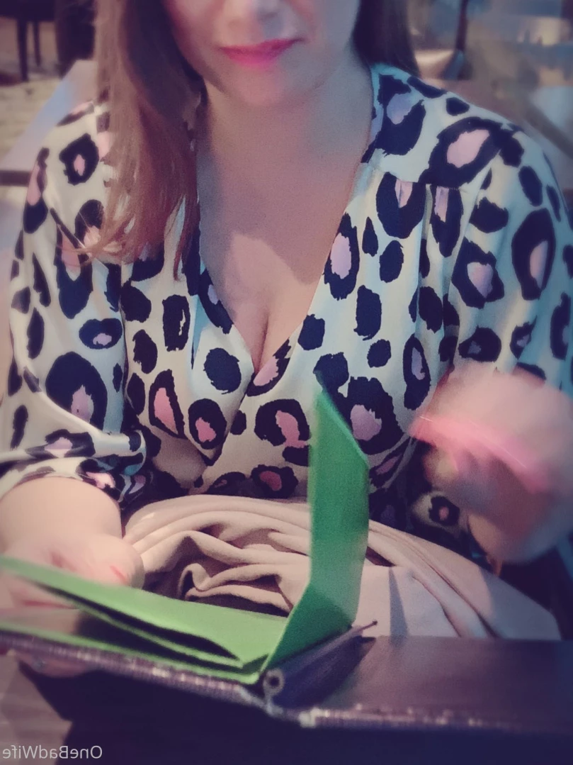 OneBadWife British Wife [ onebadwife ] Onlyfans leaked photo 14096396 on Hotleaks.tv
