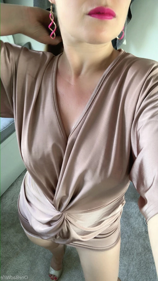 OneBadWife British Wife [ onebadwife ] Onlyfans leaked photo 14166518 on Hotleaks.tv