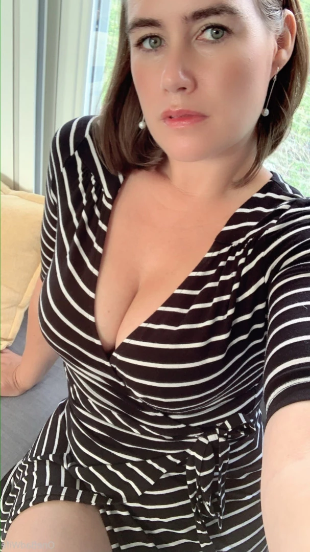 OneBadWife British Wife [ onebadwife ] Onlyfans leaked photo 14167044 on Hotleaks.tv