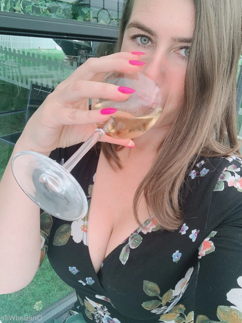 OneBadWife British Wife [ onebadwife ] Onlyfans leaked photo 14172297 on Hotleaks.tv