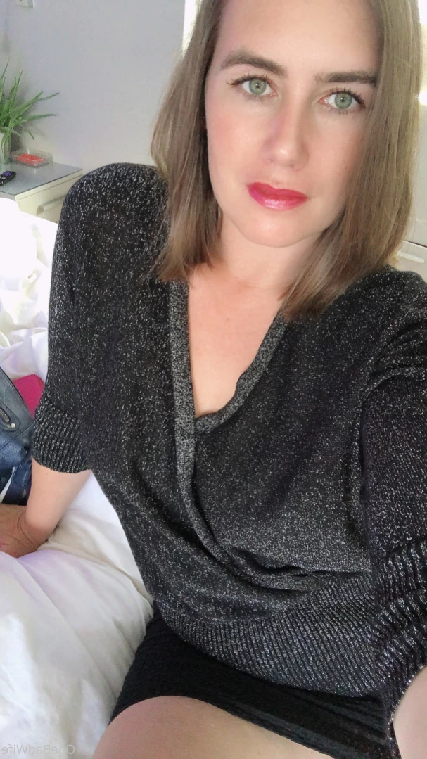 OneBadWife British Wife [ onebadwife ] Onlyfans leaked photo 14172350 on Hotleaks.tv