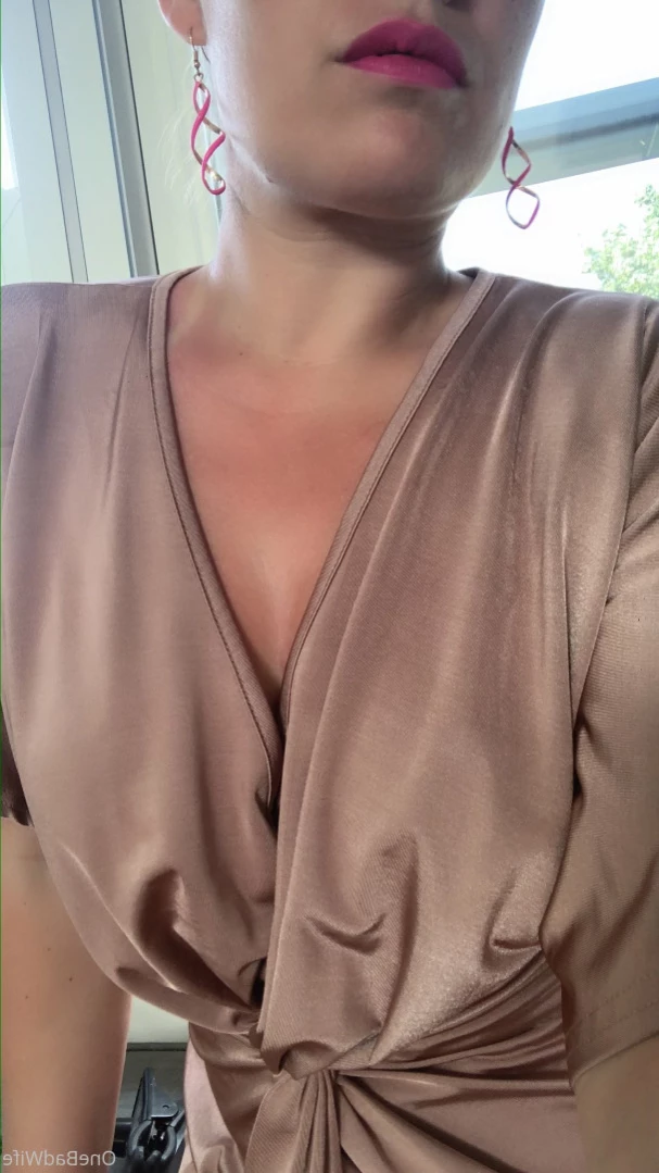 OneBadWife British Wife [ onebadwife ] Onlyfans leaked photo 14173080 on Hotleaks.tv
