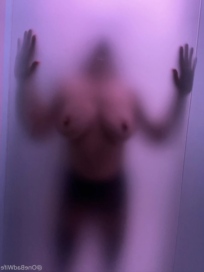 OneBadWife British Wife [ onebadwife ] Onlyfans leaked photo 14173877 on Hotleaks.tv