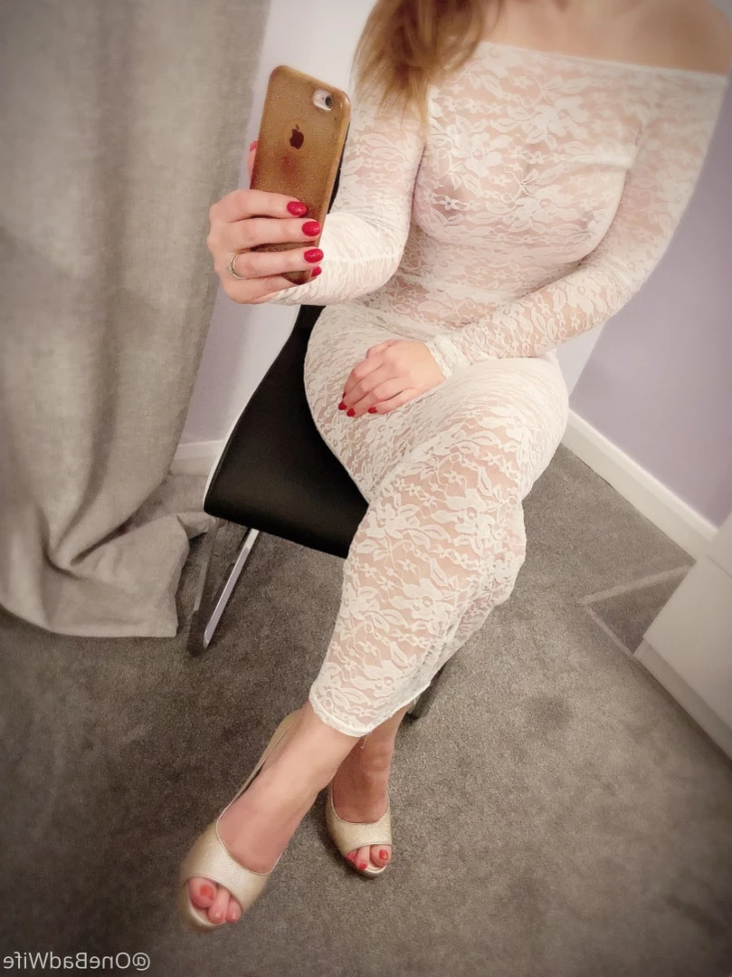 OneBadWife British Wife [ onebadwife ] Onlyfans leaked photo 14178377 on Hotleaks.tv