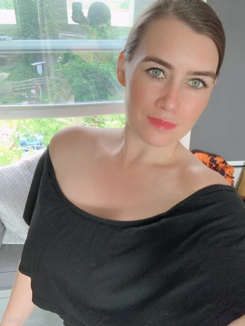 OneBadWife British Wife [ onebadwife ] Onlyfans leaked photo 14252001 on Hotleaks.tv
