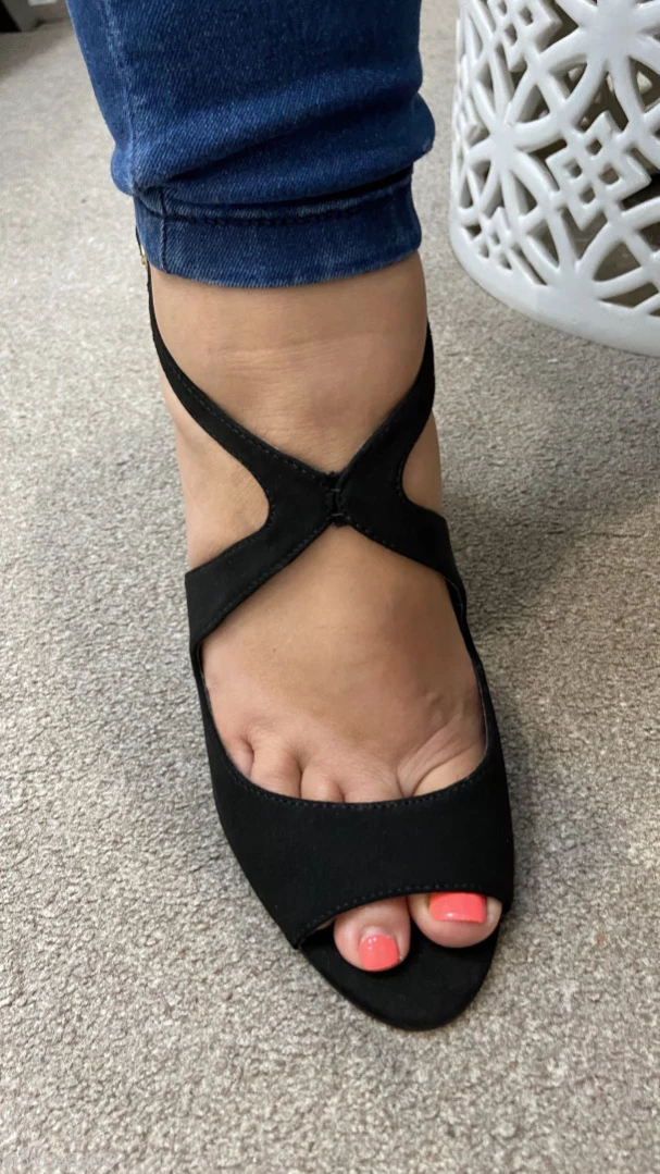 OneBadWife British Wife [ onebadwife ] Onlyfans leaked photo 15070666 on Hotleaks.tv
