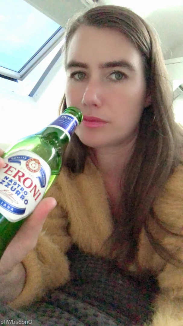 OneBadWife British Wife [ onebadwife ] Onlyfans leaked photo 15122266 on Hotleaks.tv