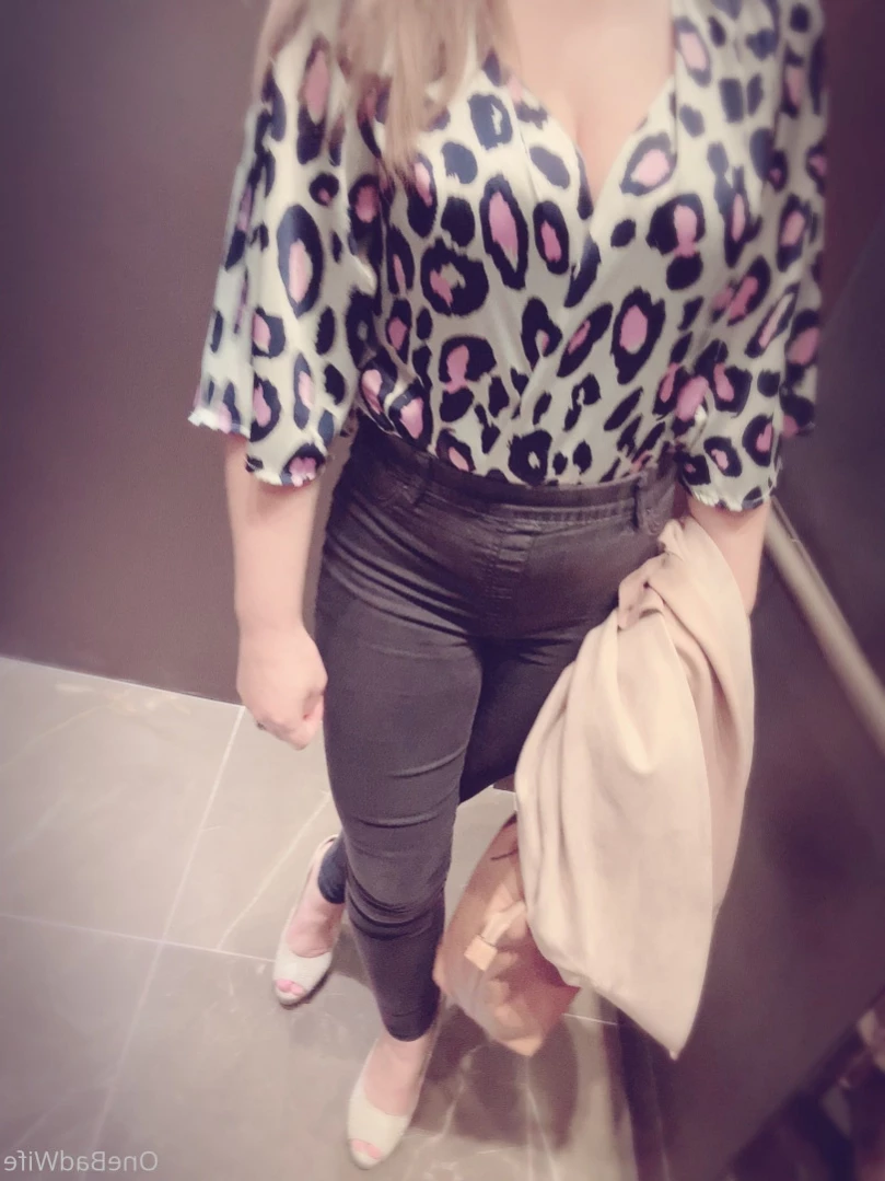 OneBadWife British Wife [ onebadwife ] Onlyfans leaked photo 15546091 on Hotleaks.tv